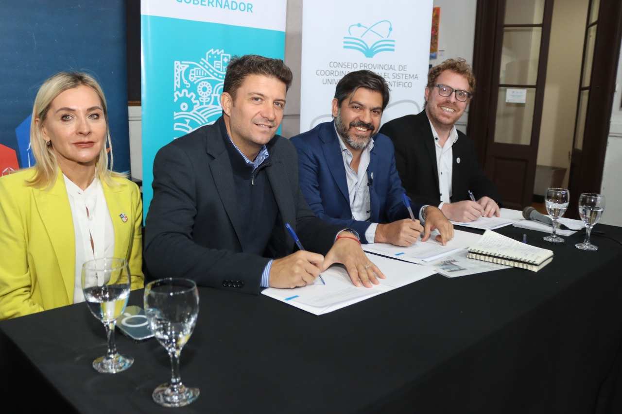 Exaltación adhirió al programa de Educación Superior “Puentes”