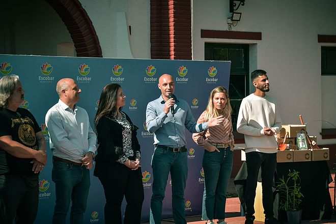 La Municipalidad entregó 200 kits de semillas a instituciones educativas del distrito