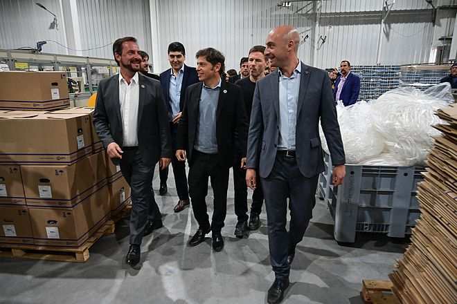 Ariel Sujarchuk y Axel Kicillof encabezaron una mesa de trabajo para fortalecer la industria escobarense