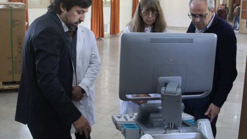 La Provincia hace entrega de ecocardiógrafos de alta complejidad a 25 hospitales bonaerenses