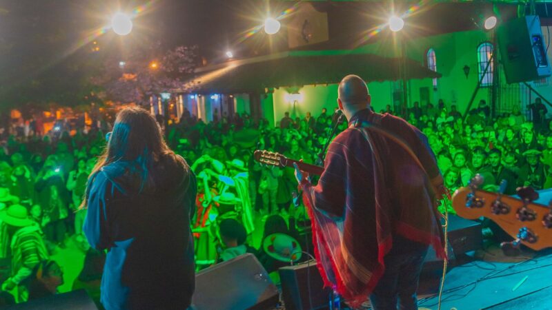 Bruno Arias brilló en la Misa del Folklorista en San Fernando