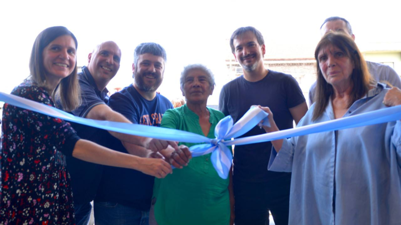 Fernanda Raverta,  junto a Teresa García y Sebastián Galmarini, inauguró la nueva oficina de la ANSES en Boulogne