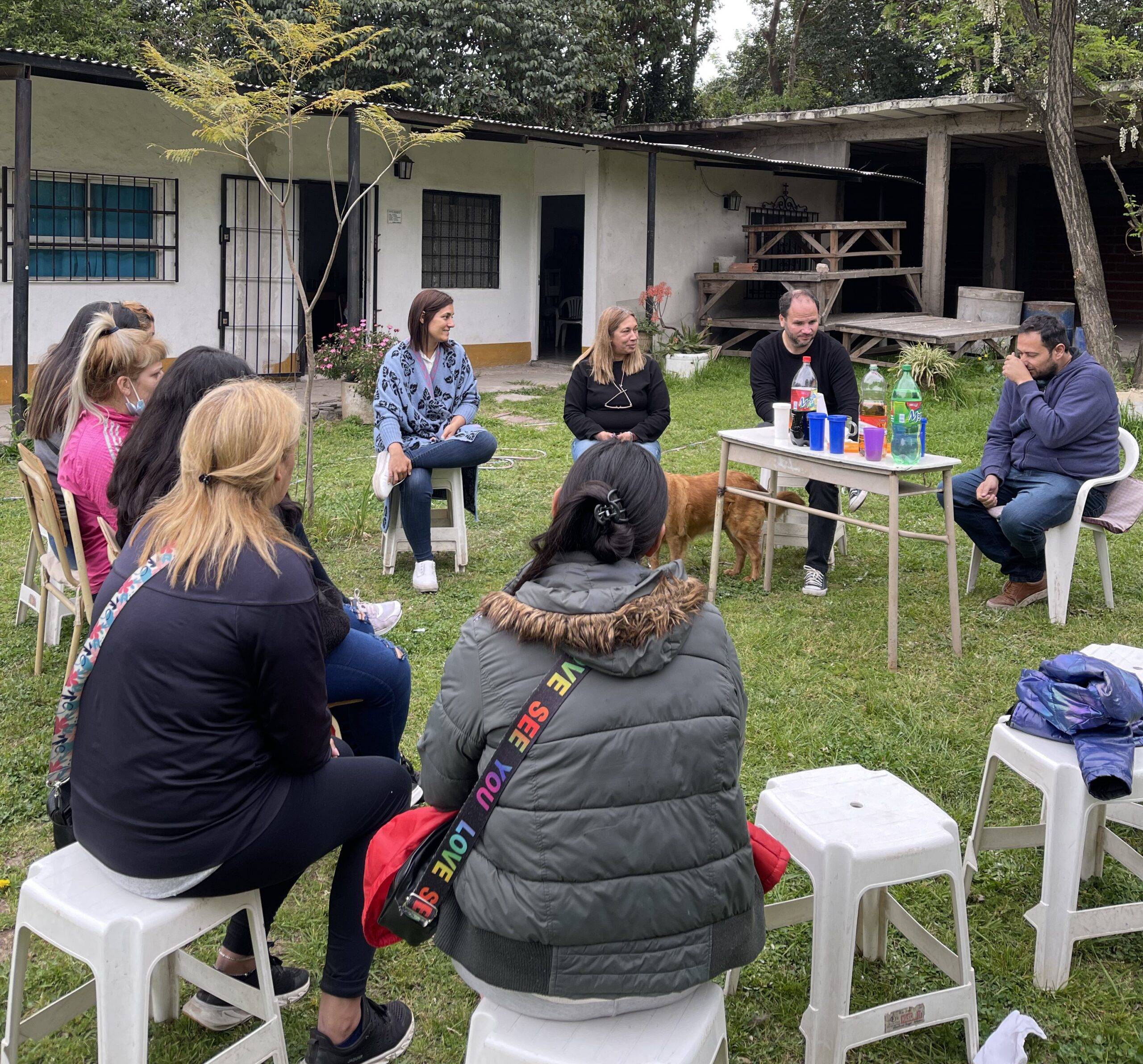 Sofi Vannelli, caminó San Miguel Charló y tomó mates con vecinos y referentes sociales en el distrito