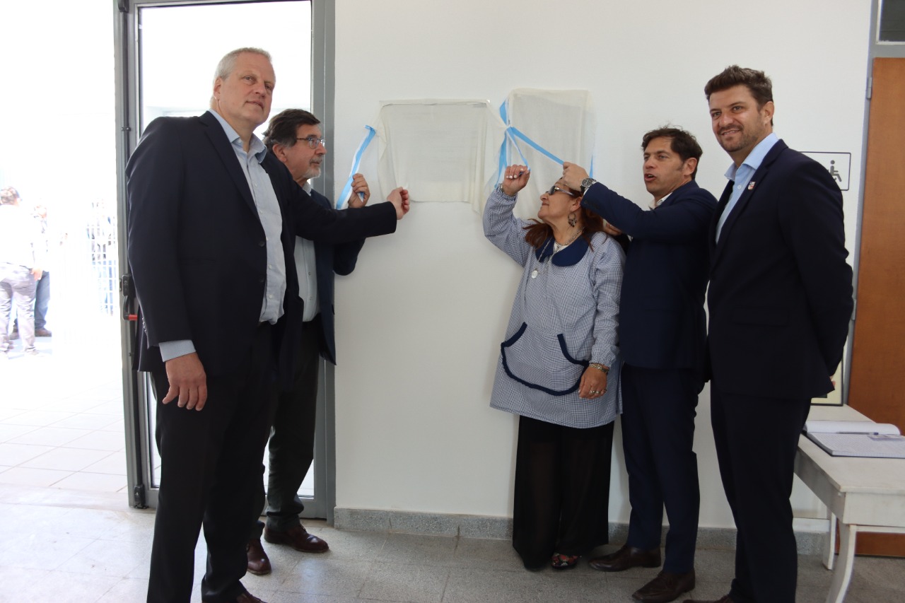 Kicillof inauguró junto a Diego Nanni el nuevo edificio del Jardín N° 905 de Exaltación de la Cruz