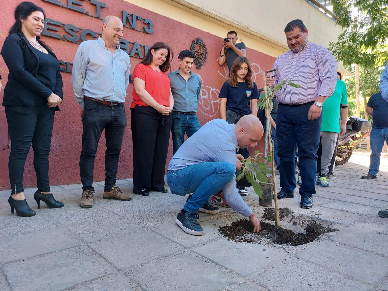 “Beto” Ramil participó de la Expo Técnica y el 35° Aniversario de la Escuela Técnica 3 de Maquinista Savio