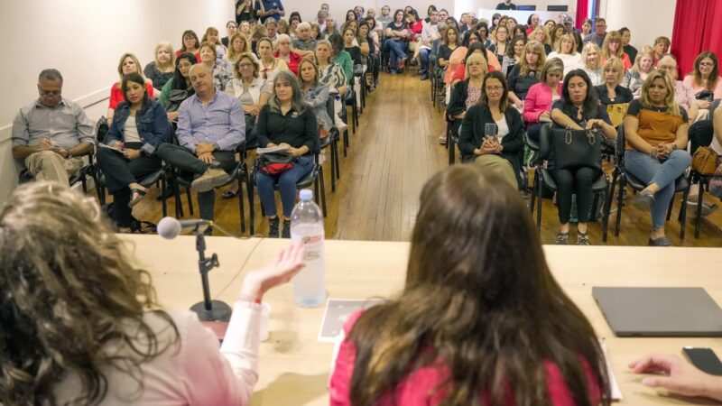 En Escobar se llevó a cabo una Jornada de Formación previsional para Docentes
