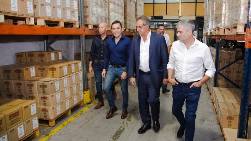 Zabaleta y Scioli recorrieron una PyME de Hurlingham