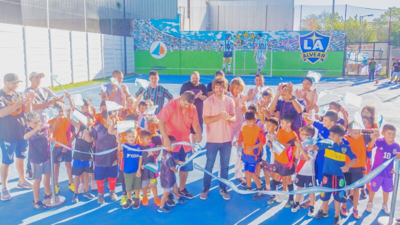 Juan Andreotti inauguró la renovación del club “La Alvear Fútbol”