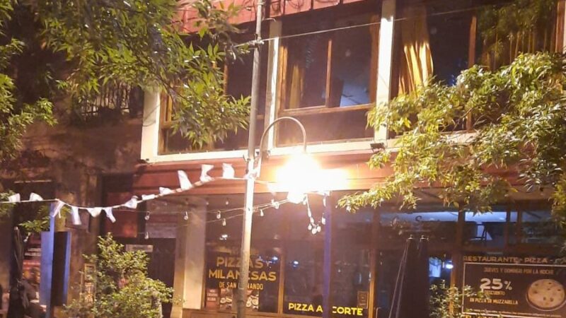 Por un fallo en el tablero, se incendió el tradicional Restaurant Sport de San Fernando