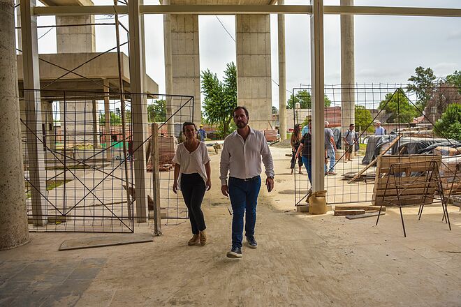 En Garín, avanza el saneamiento del Arroyo Bedoya y la construcción del Hospital del Bicentenario