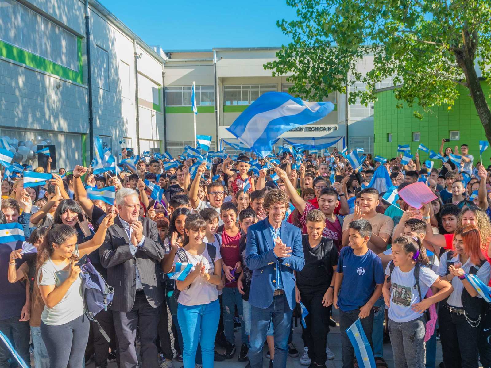 Juan Andreotti inauguró la renovada Escuela Técnica N°3