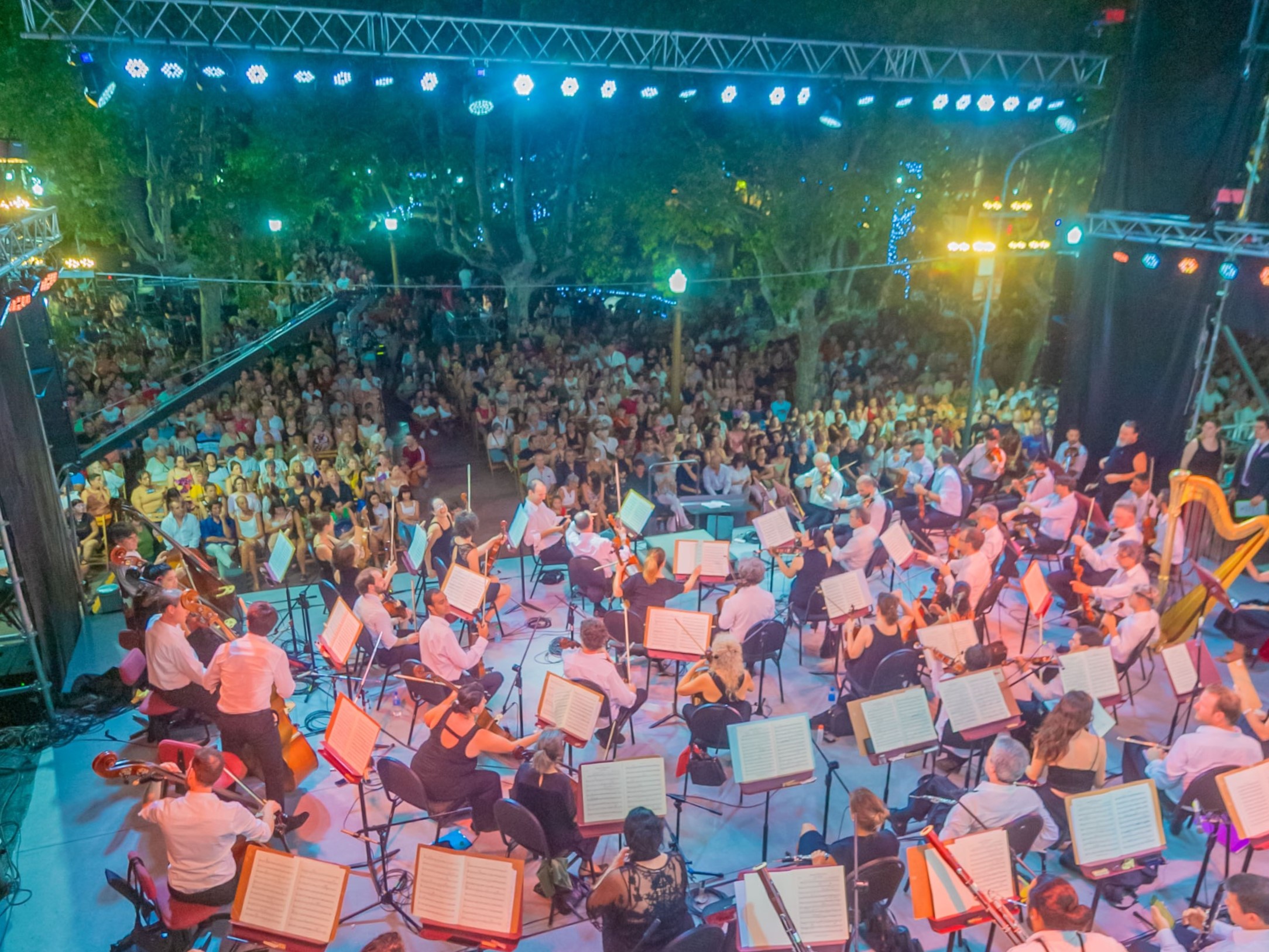La Orquesta Sinfónica Nacional brindó un magnífico concierto para miles de sanfernandinos