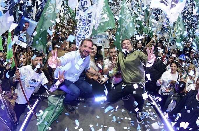 Una multitud acompañó a Sujarchuk en su lanzamiento de campaña
