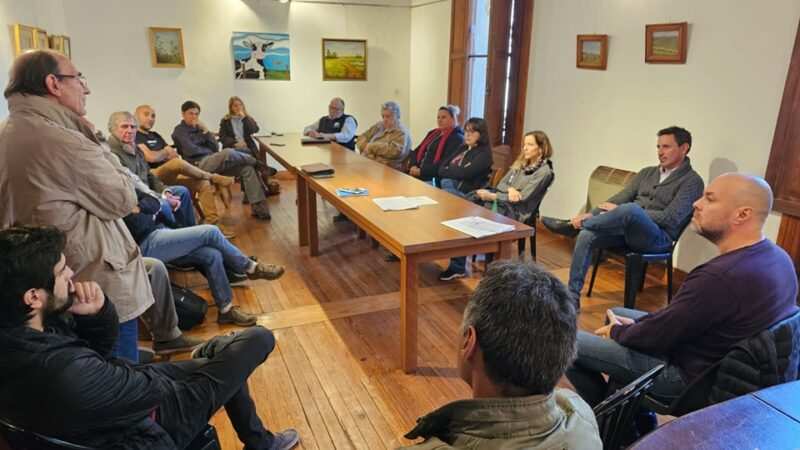 Exaltación: Emergencia agropecuaria, reunión con productores locales