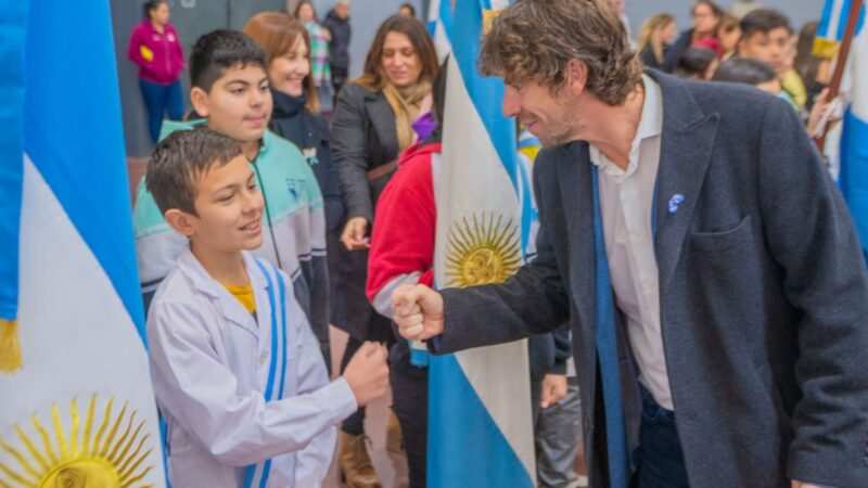 San Fernando festejó el Día de la Independencia con un acto cívico
