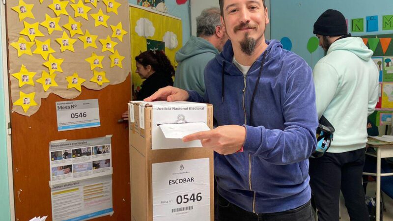 En Ingeniero Maschwitz  votó el actual secretario de Gobierno municipal Leo Moreno