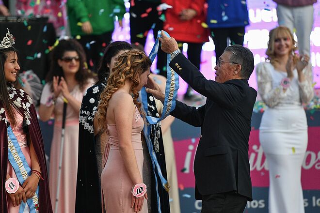 En su 60 aniversario, la Fiesta Nacional de la Flor vuelve a elegir embajadoras y embajadores 