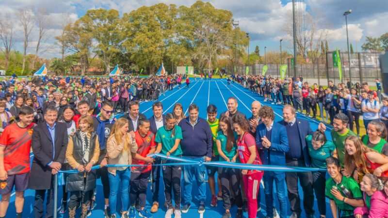 Juan Andreotti inauguró la nueva Pista de Atletismo junto a la Universidad de Luján