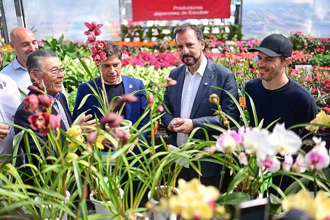 Fiesta Nacional de la Flor: Ariel Sujarchuk y Axel Kicillof recorrieron el Predio Floral