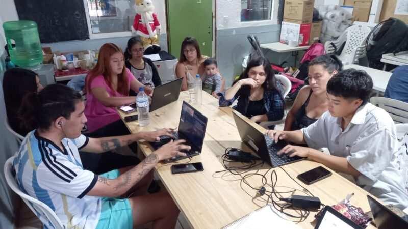 Más de 300 jóvenes participaron de los cursos de empleabilidad que brinda la Municipalidad