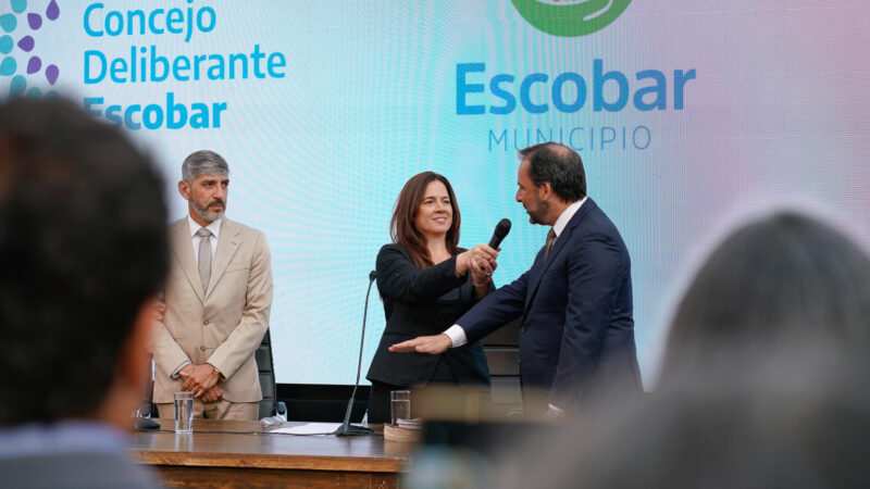 Ariel Sujarchuk asumió su tercer mandato