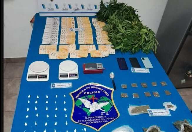 A partir de la denuncia de un vecino detuvieron a “la hippie”, líder de una banda de narcomenudeo