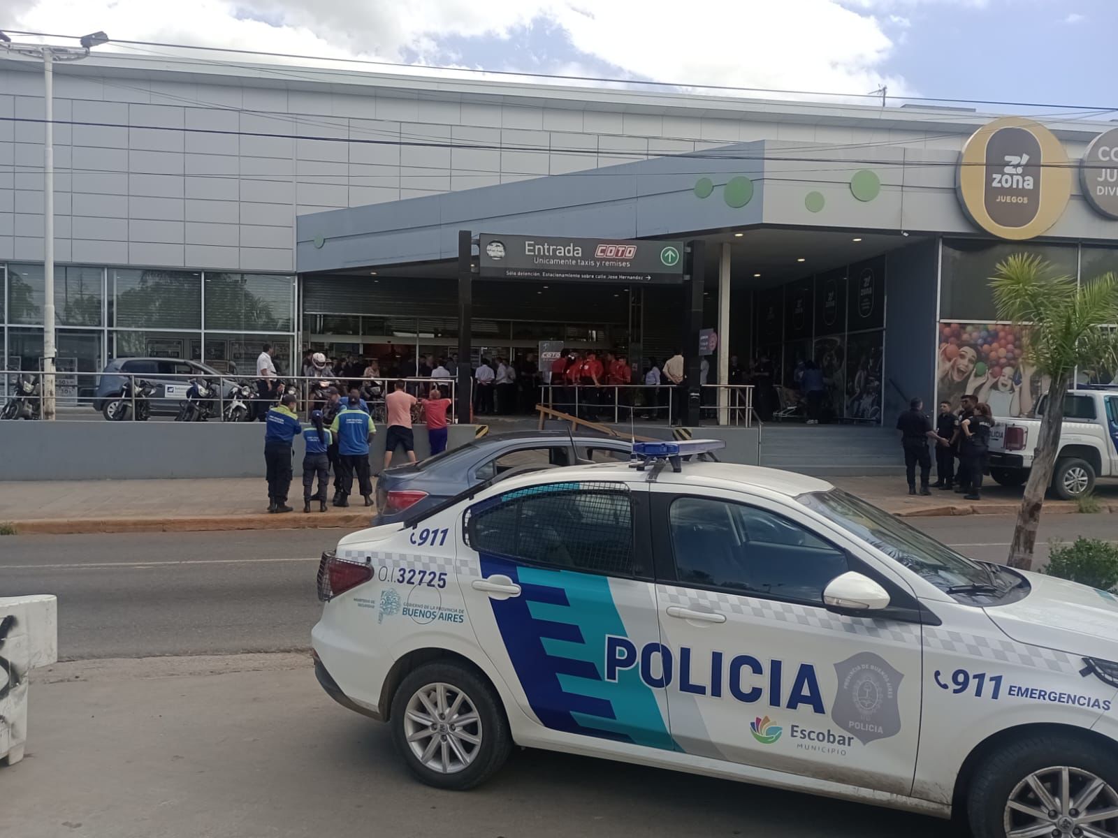 La Municipalidad denunciará penalmente al supermercado Coto de Garín por violación de una clausura