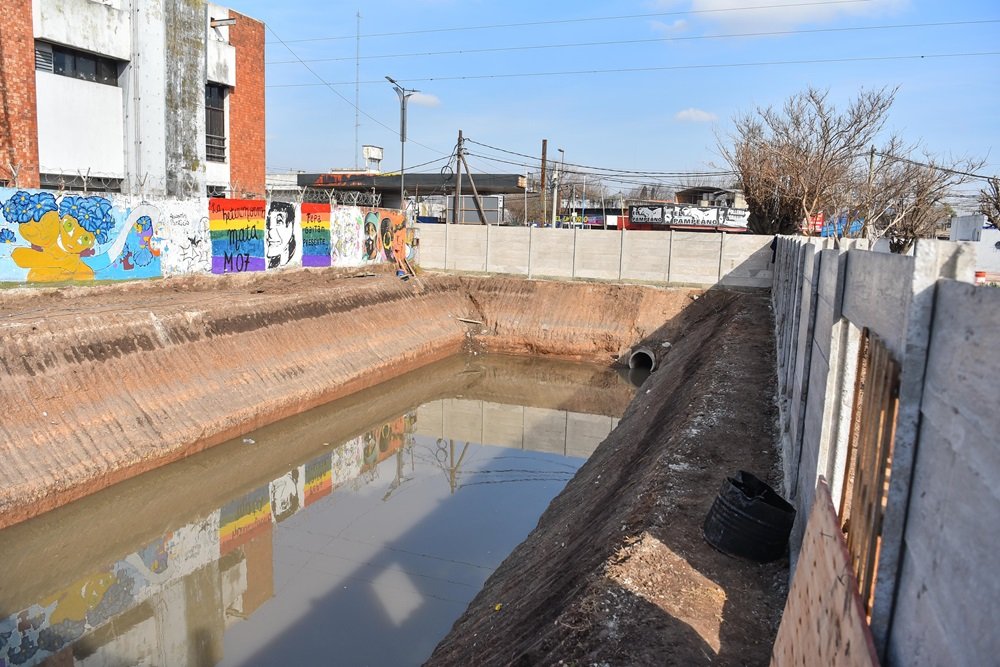 Avanzan las obras de ampliación del reservorio de agua en el centro de Garín