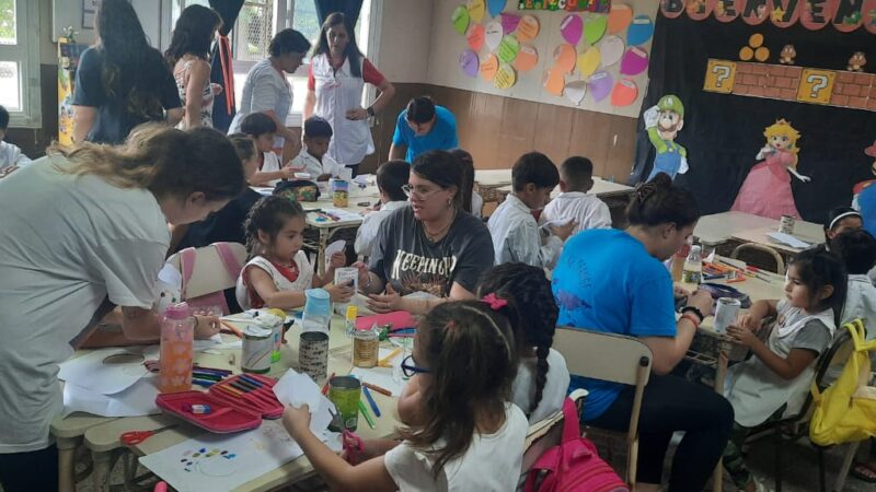 Voluntarias de un proyecto internacional realizaron actividades en conjunto con escuelas de Garín y Maquinista Savio