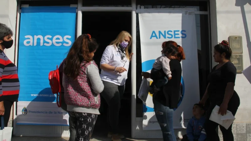 Operativos de atención de ANSES en San Fernando, Merlo, Hurlingham, La Matanza y La Plata