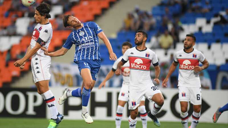 Tigre se enfrenta a Godoy Cruz en un duelo crucial por la permanencia