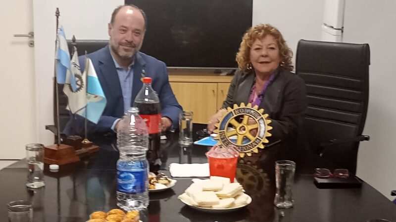 Visita del Gobernador de Distrito 4895 al Rotary Club de Escobar: Compromiso y Solidaridad en Tiempos Difíciles