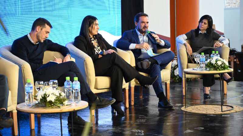 Participación ciudadana y descentralización: Ariel Sujarchuk participó de un congreso realizado en Córdoba