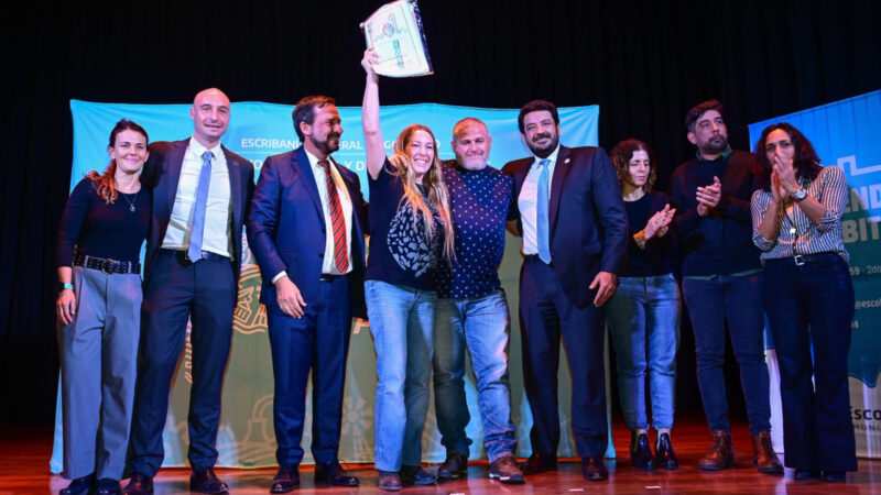 Acceso a la vivienda: se entregaron escrituras sociales a vecinos del distrito