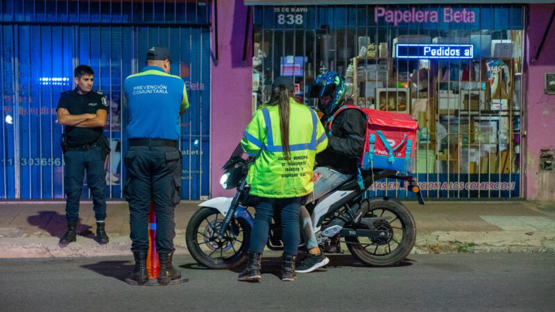 Escobar lanza una credencial para repartidores en moto que busca fortalecer la seguridad en el distrito