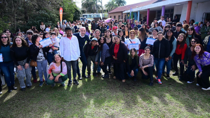 Punto Joven sigue creciendo: más de 350 vecinos de Escobar participaron de 20 talleres, charlas y capacitaciones