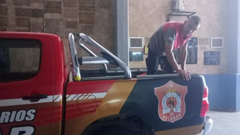 Bomberos Voluntarios del Partido de Escobar viajaron para colaborar en el trágico derrumbe de Villa Gesssel