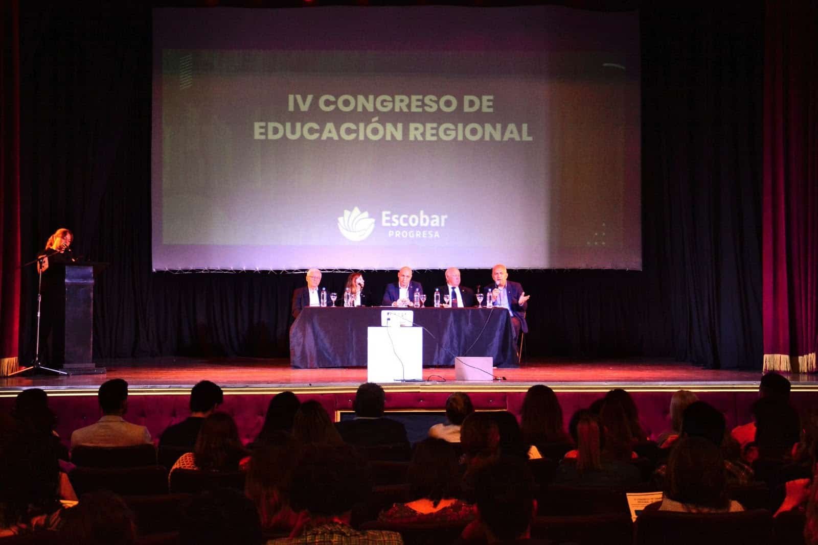 Con más de 400 participantes se realizó el IV Congreso Regional de Educación de Escobar