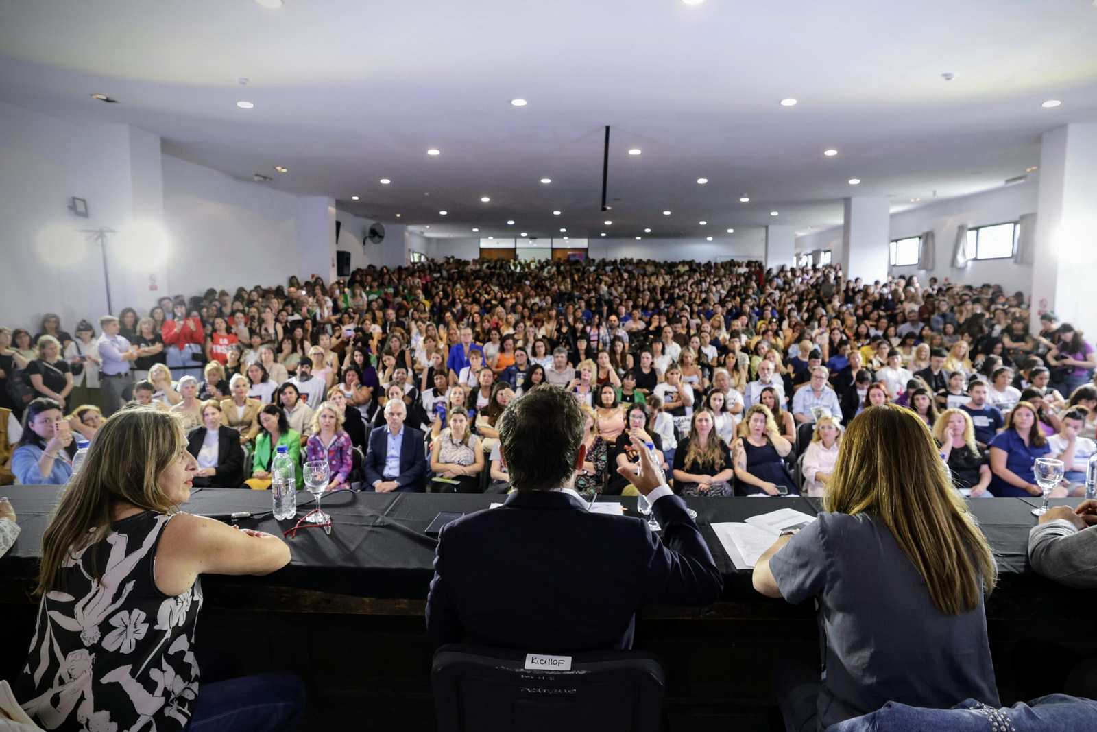 Kicillof y Estela Díaz inauguraron debates sobre Violencia de Género, Salud Mental y Consumos Problemáticos