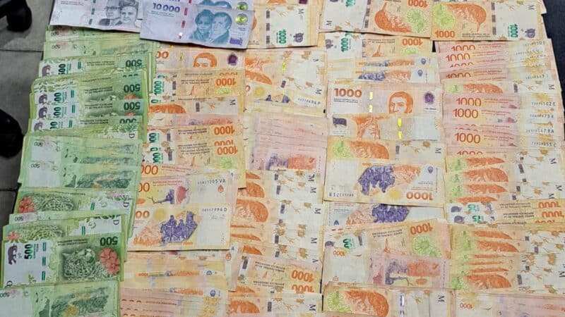 Dos detenidos y más de 300 gramos de cocaína secuestrada luego de una intensa persecución