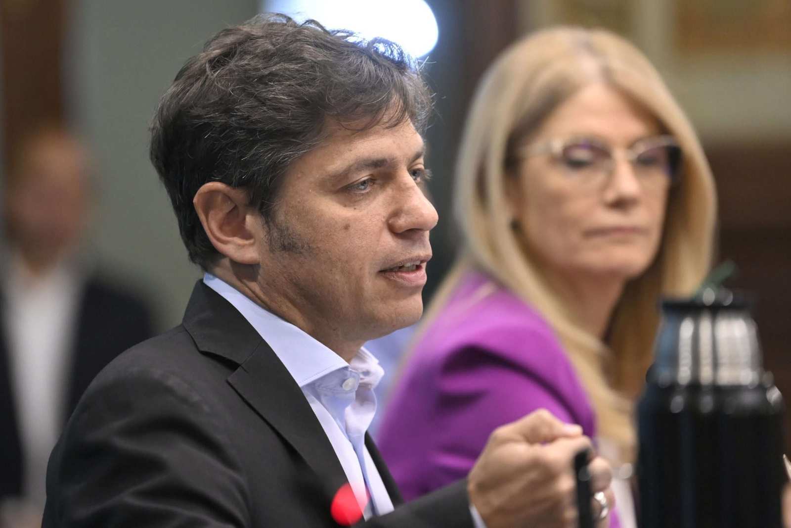 Kicillof: “Ante el plan de privatizar Aerolíneas, vamos a trabajar con el resto de las provincias y los trabajadores para evitar el desguace de nuestra línea de bandera”