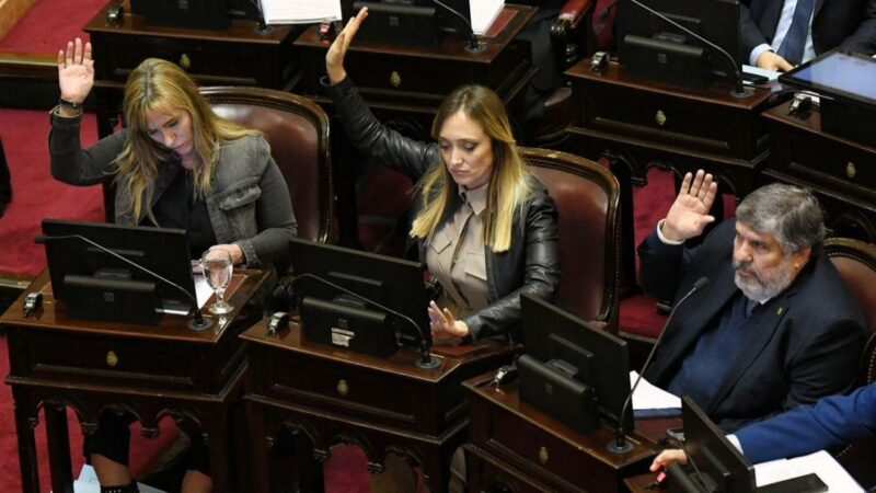 Di Tullio: “Nosotros pedimos la expulsión Kueider del Senado, si el oficialismo lo defiende es porque es un senador de ellos, deben tener miedo de que hable”