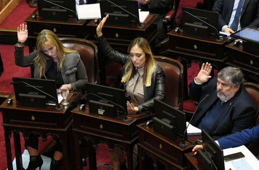 Di Tullio: “Nosotros pedimos la expulsión Kueider del Senado, si el oficialismo lo defiende es porque es un senador de ellos, deben tener miedo de que hable”