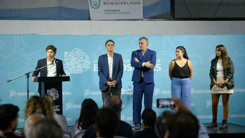 Kicillof inauguró un Centro de Atención Primaria de la Salud en Navarro