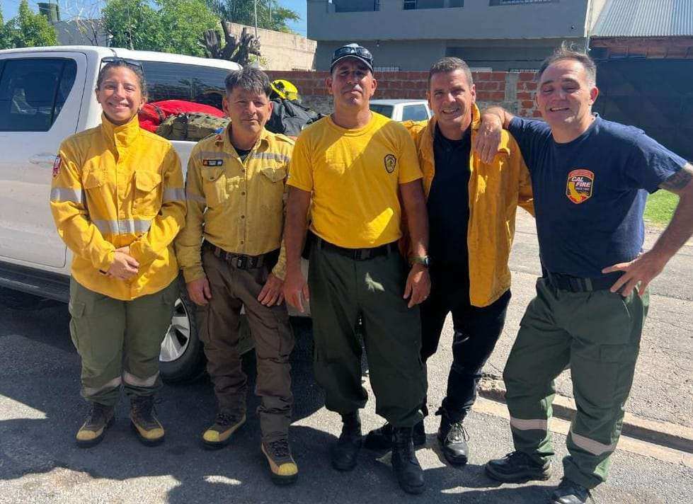 Bomberos de Garín colaboran en el combate de incendios en la Patagonia