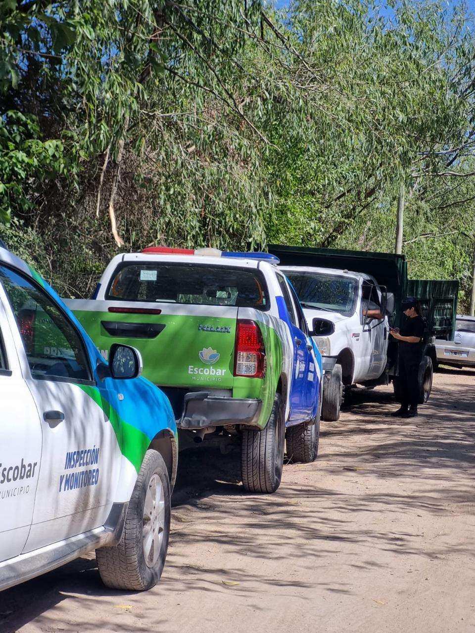 La Municipalidad de Escobar denunció penalmente a un vecino por arrojar basura en un terreno baldío