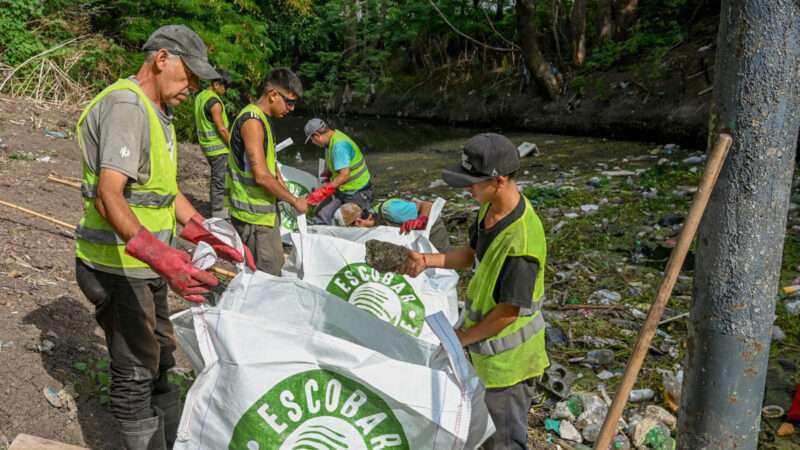 La ecobarda del Arroyo Escobar evitó que más de 5.000 kilos de basura contaminen la Reserva de Maschwitz 