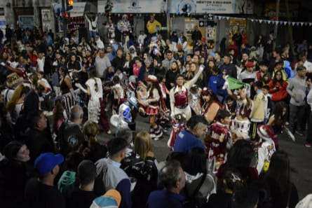 Carnaval de Avenida Mitre: Un Compromiso con la Cultura Popular