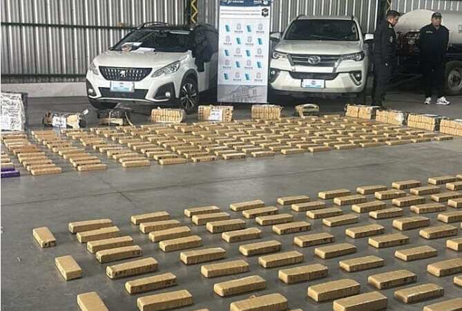 Garín: dos detenidos y más de 1300 kilos de marihuana secuestrados