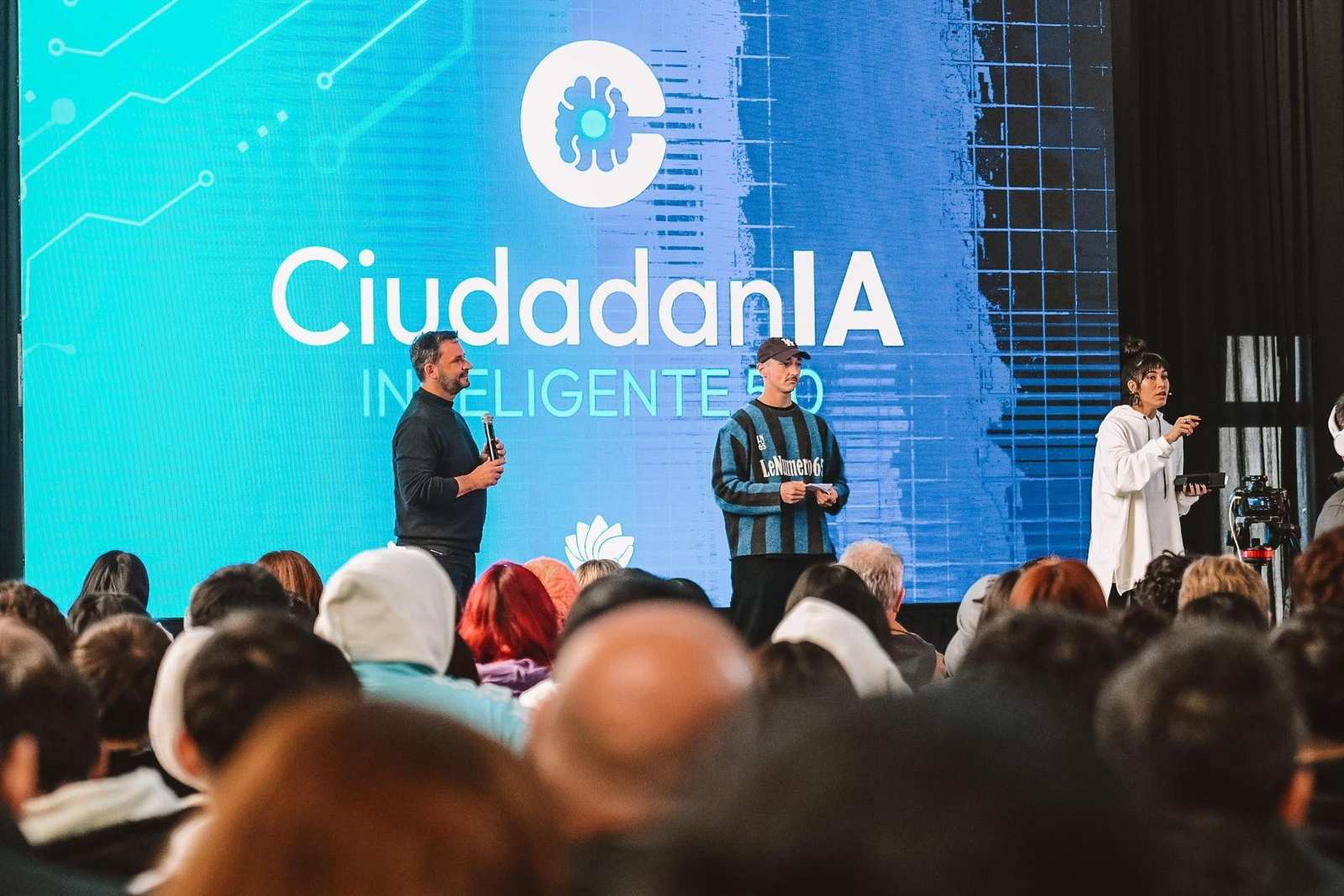 CiudadanIA Inteligente 5.0: Escobar lanza un programa de capacitación masiva y de acceso libre en programación e idiomas
